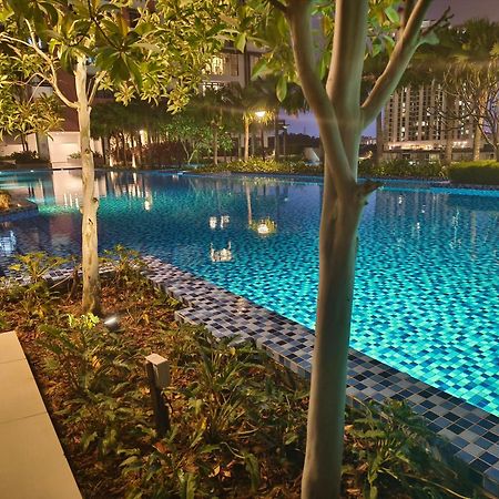 The Moon Homestay At Putrajaya Exterior photo