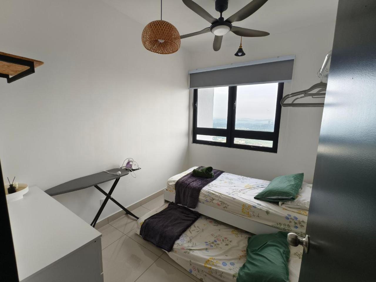 The Moon Homestay At Putrajaya Exterior photo