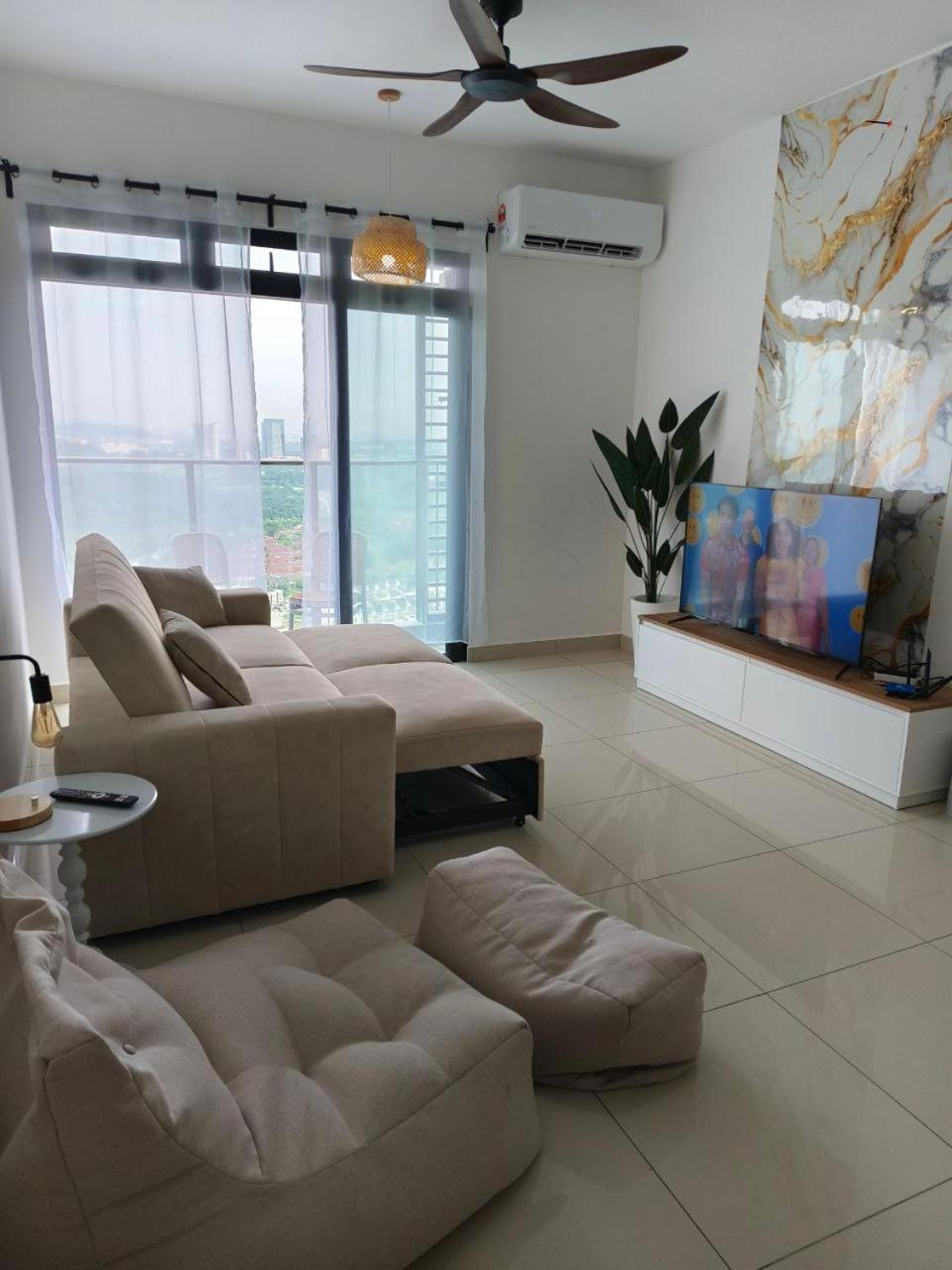 The Moon Homestay At Putrajaya Exterior photo
