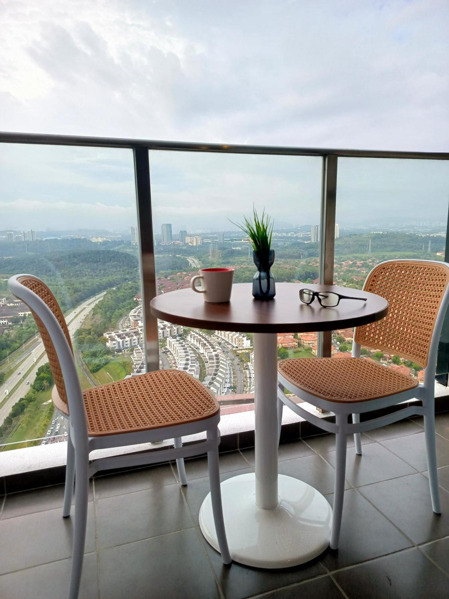The Moon Homestay At Putrajaya Exterior photo